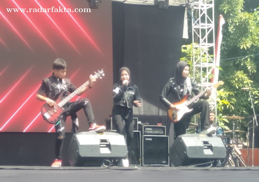 Pemkab Bojonegoro bersama FOB dan LAN gelar festival band pelajar dan mahasiswa.