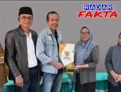 Wabup Trenggalek Serahkan Bantuan Untuk Guru Ngaji