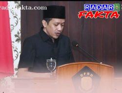 Wakil Bupati Trenggalek Menyampaikan Jawaban Atas Pertanyaan DPRD