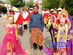 meriahnya karnaval di desa ngadiluhur kecamatan Balen Bojonegoro.