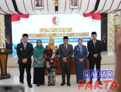 bupati Bojonegoro Setyo Wahono Lantik Edi Susanto menjadi sekretaris Daerah.