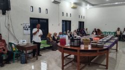 Pererat Silaturahmi, Camat Ngraho Wiyanto Gelar Buka Bersama Staf dan Warga Sekitar