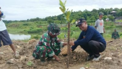 Cegah Erosi dan Longsor, Warga Kedung Sumber Tanam 1.000 Pohon di Kawasan Waduk Pacal