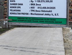 Baru Selesai 3 Bulan, Proyek BKKD Rp1,1 Miliar di Sidomukti Bojonegoro Retak Parah, Papan Proyek “Misterius”