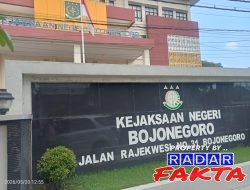 Pertanyakan Kelanjutan Kasus Dugaan Korupsi Proyek Jalan Rp2,7 Miliar, Warga Klino Kembali Datangi Kejari Bojonegoro