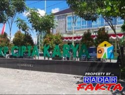 LSM PIPRB Semprot Pejabat DPKPCK Bojonegoro yang Suka Ngibrit Saat Ditanya Proyek: “Kalian Itu Jongosnya Rakyat!”