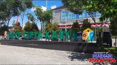 LSM PIPRB Semprot Pejabat DPKPCK Bojonegoro yang Suka Ngibrit Saat Ditanya Proyek: “Kalian Itu Jongosnya Rakyat!”
