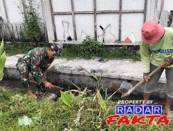 Perlancar Pasokan Air Sawah, Kopka Slamet Prasetiyo Bersama Poktan Rukun Makmur 1 Bersihkan Parit Irigasi