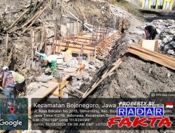 Proyek Tanggul Senilai Rp2,3 Miliar di Semanding Abaikan K3, Pekerja Nekat Tanpa APD