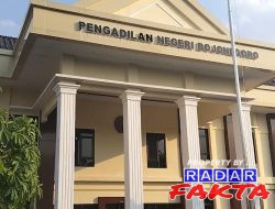 Alih-alih Berikan Tanggapan Profesional, JPU Kisno SH Jawab “Wes Ga Usah” Saat Dikonfirmasi Awak Media Terkait Sidang Pledoi