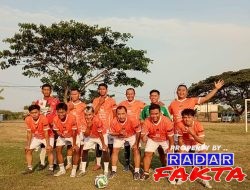 Laga Persahabatan Penuh Gengsi: Tuan Rumah Putra Raharja Legend Bungkam BASOKA FC di Kedamean