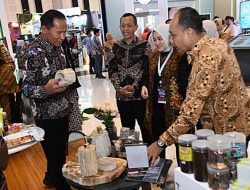 Plt Bupati Tulungagung Promosikan Produk Unggulan UMKM di Jatim Fest 2026